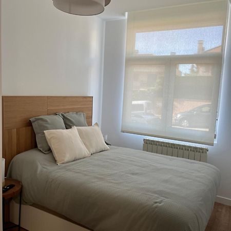Apartamento Puerta De Burgos Vut09605 외부 사진