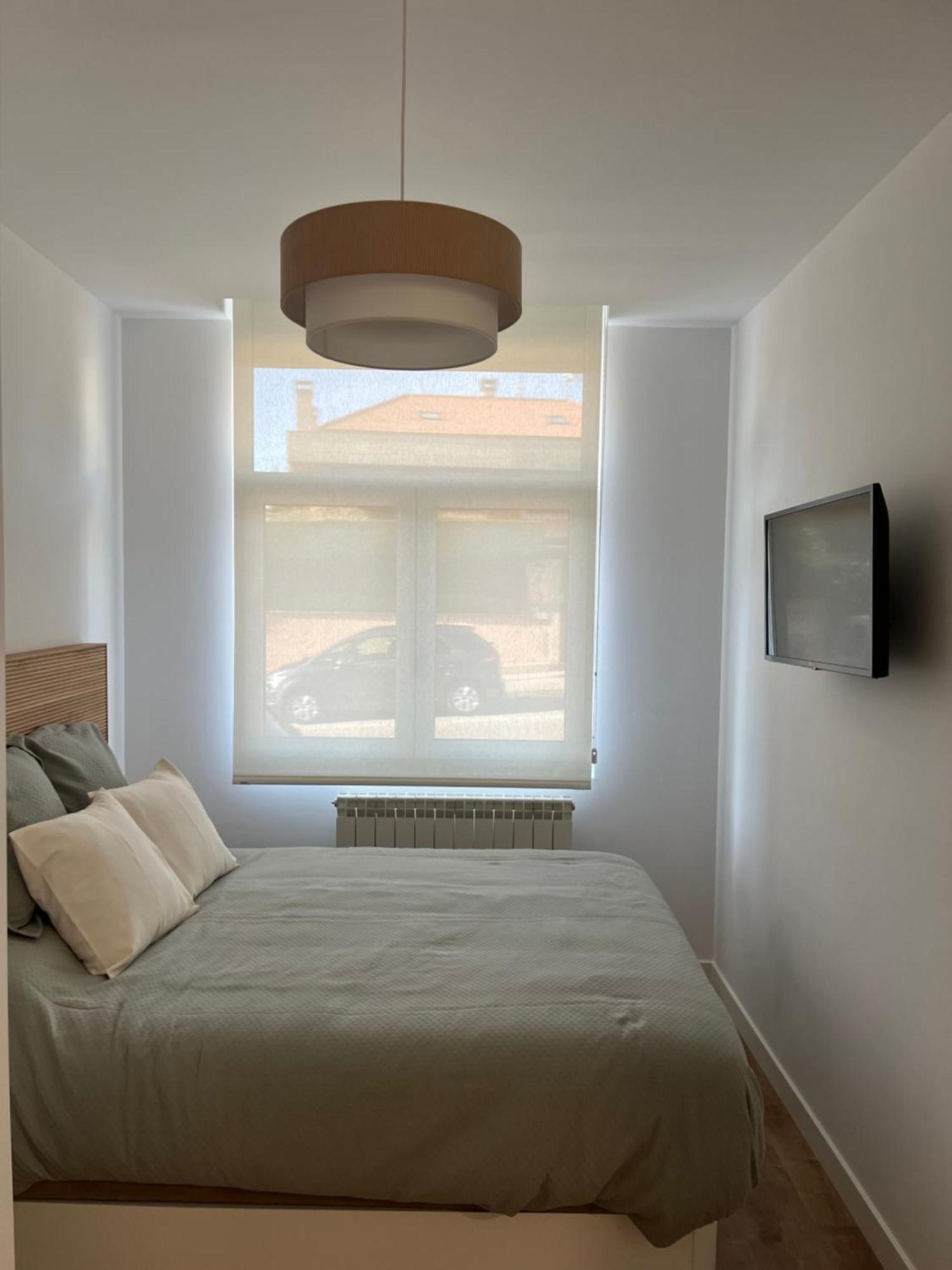 Apartamento Puerta De Burgos Vut09605 외부 사진