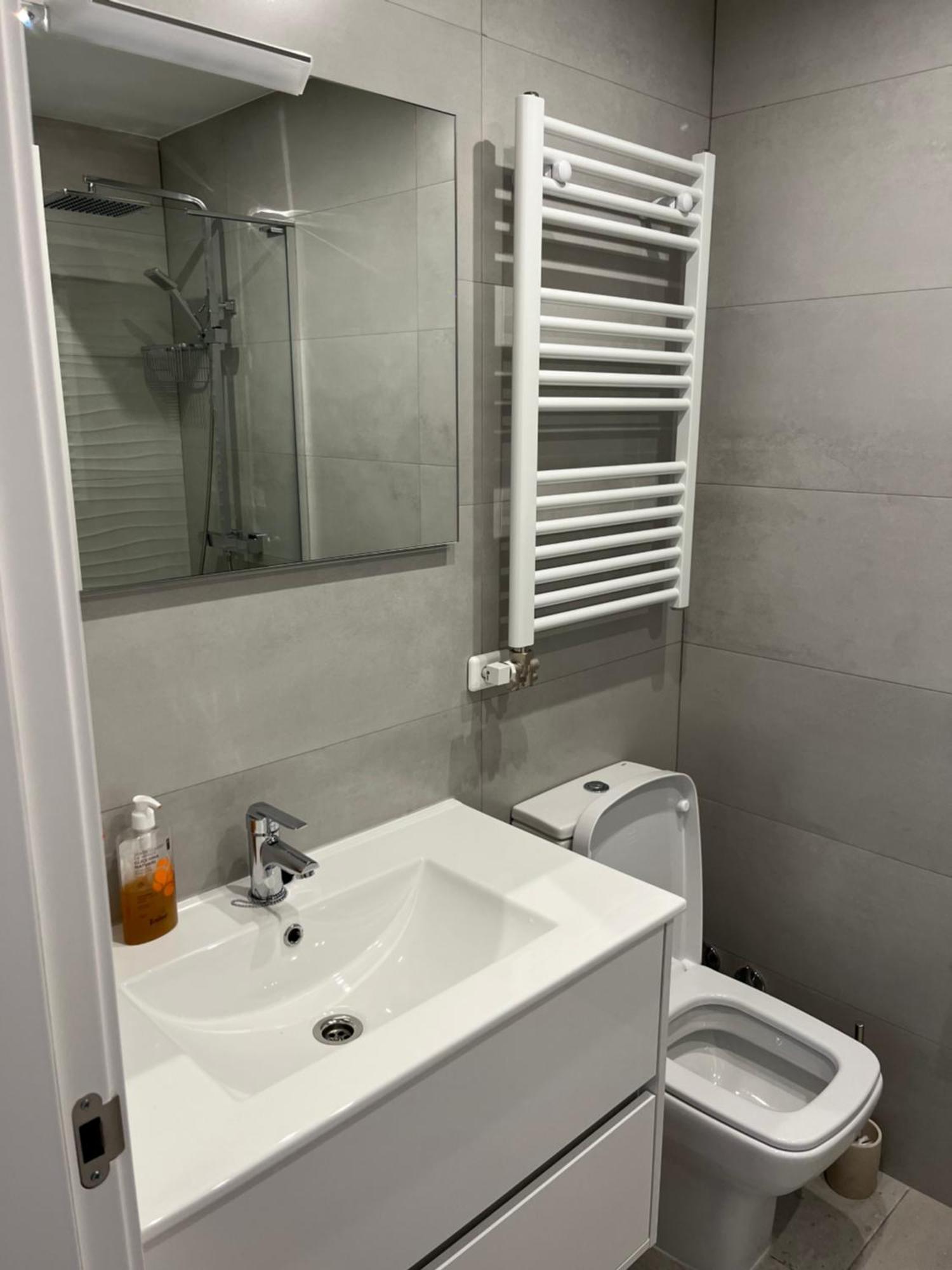 Apartamento Puerta De Burgos Vut09605 외부 사진